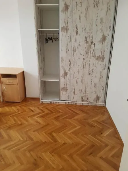 Prodaja, trosoban stan, 108m², Grbavica, Novi Sad Sve Podlokacije