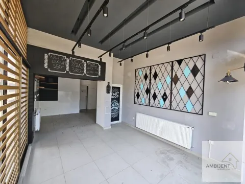 Sale, office space, 37m², Obrenovac, Beograd - image 1