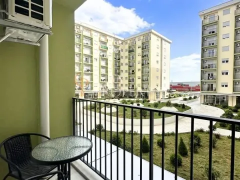 Rent, apartment, 40m², Pobrežje, Podgorica - image 4