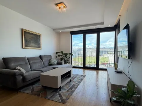 Rent, three bedroom apartment, 107m², Kruševac, Podgorica - image 1