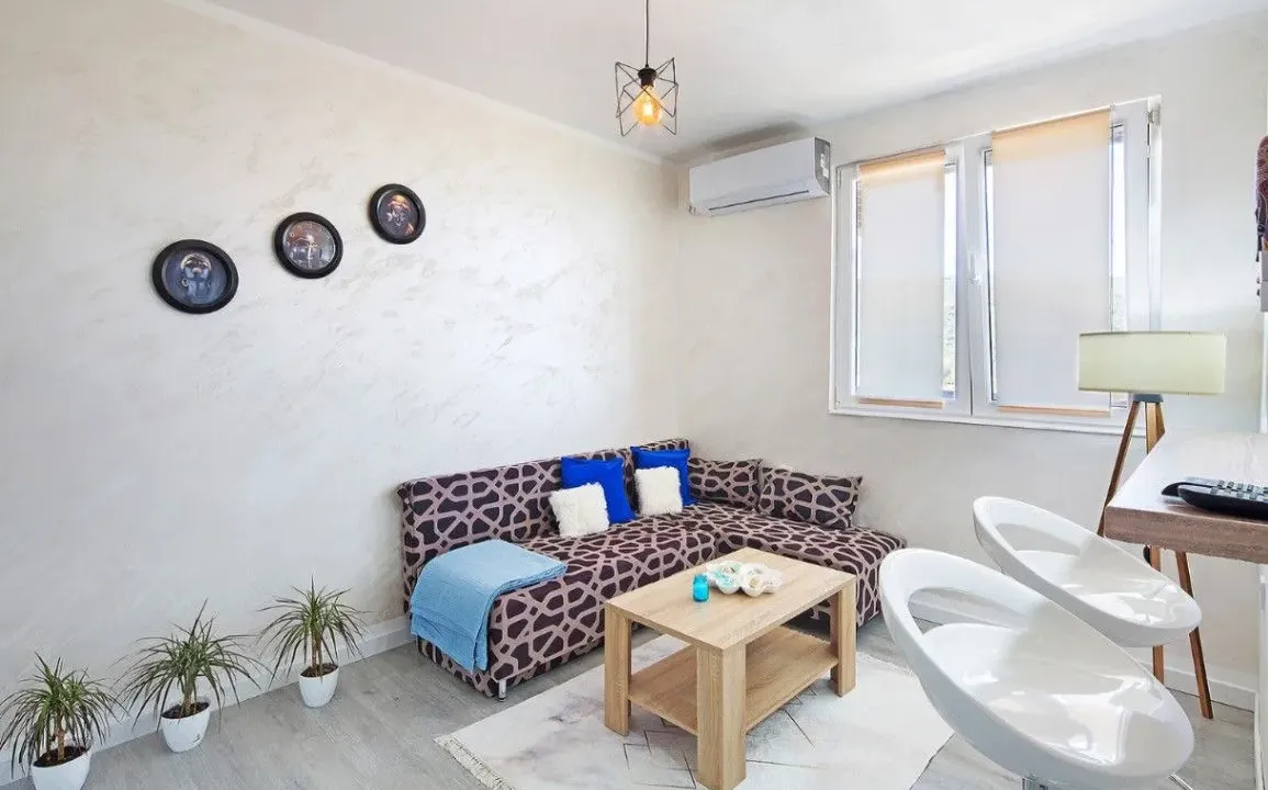 Rent, one bedroom apartment, 50m², Radanovići, Kotor