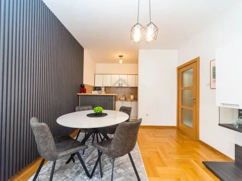 Rent, one bedroom apartment, 50m², Krivi Most, Podgorica - image 5