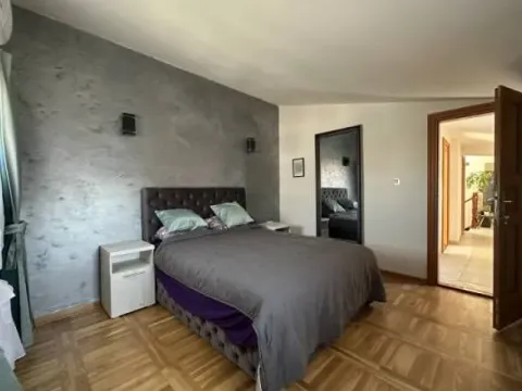 Prodaja, trosoban stan, 93m², Vračar Hram, Vračar Sve Podlokacije - image 9