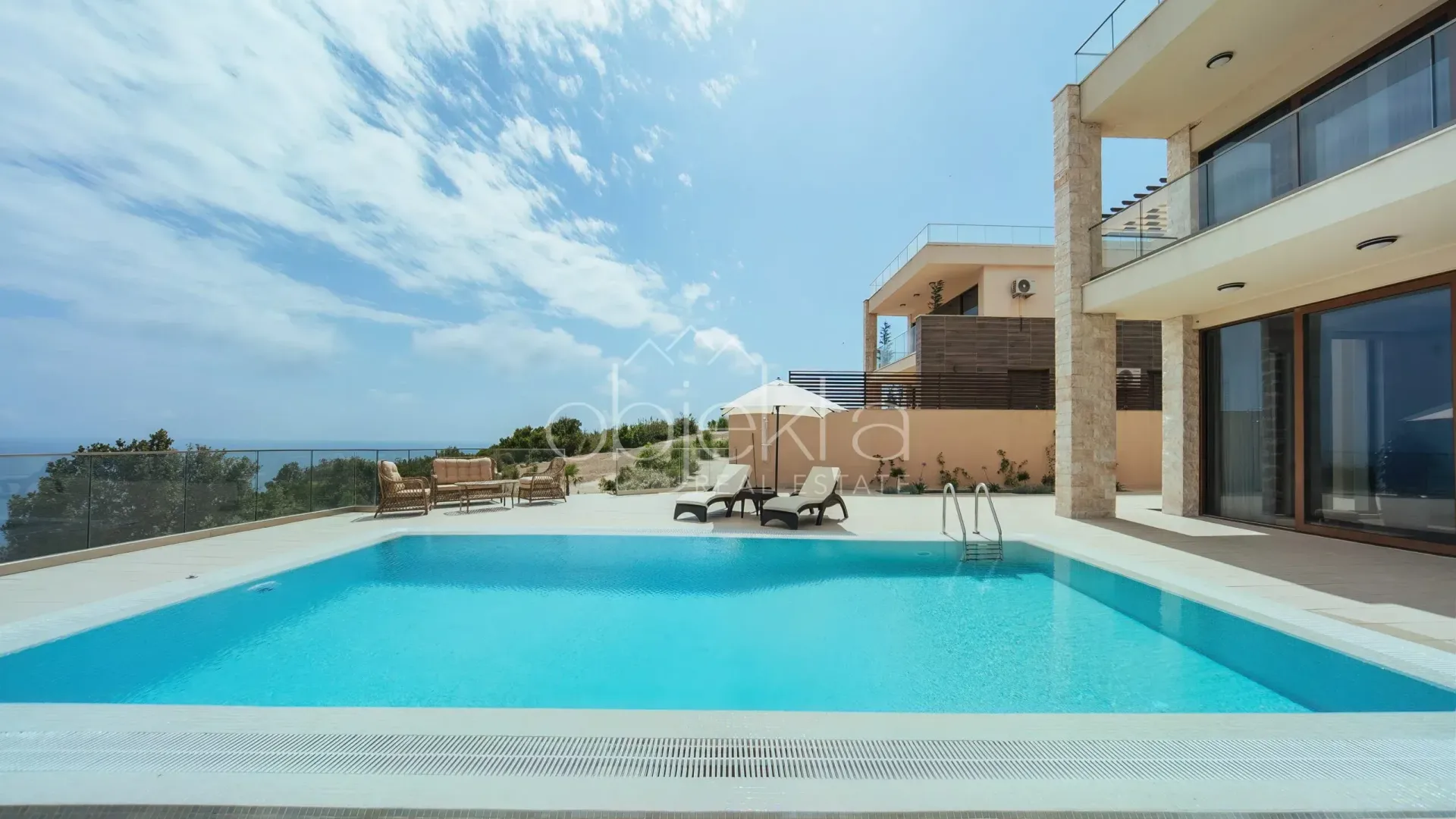 Rent, house, 450m², Kotor, Crna Gora
