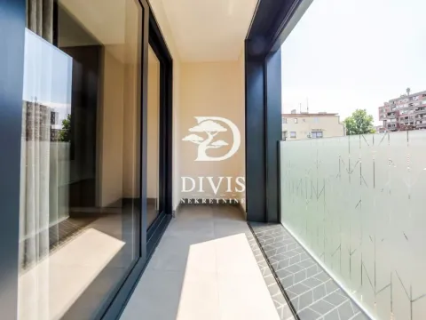 Sale, three bedroom apartment, 78m², Neimar, Vračar Sve Podlokacije - image 16