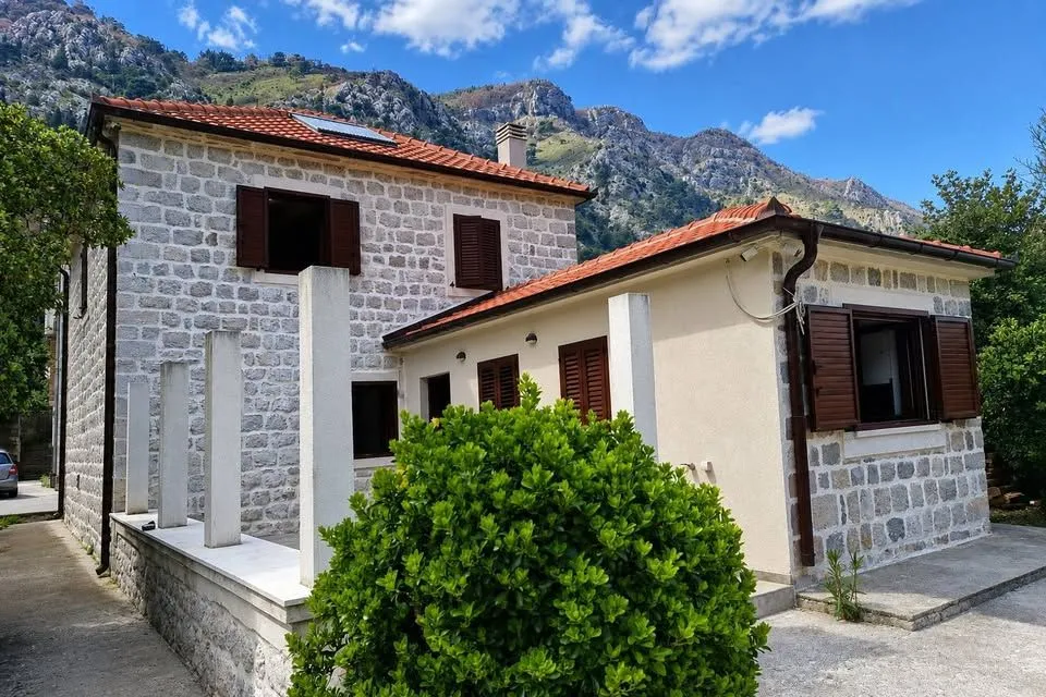 Sale, house, 130m², Muo, Kotor