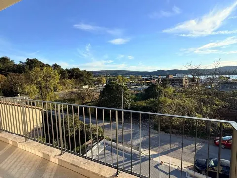 Prodaja, dvosoban stan, 72m², Centar, Tivat - image 5