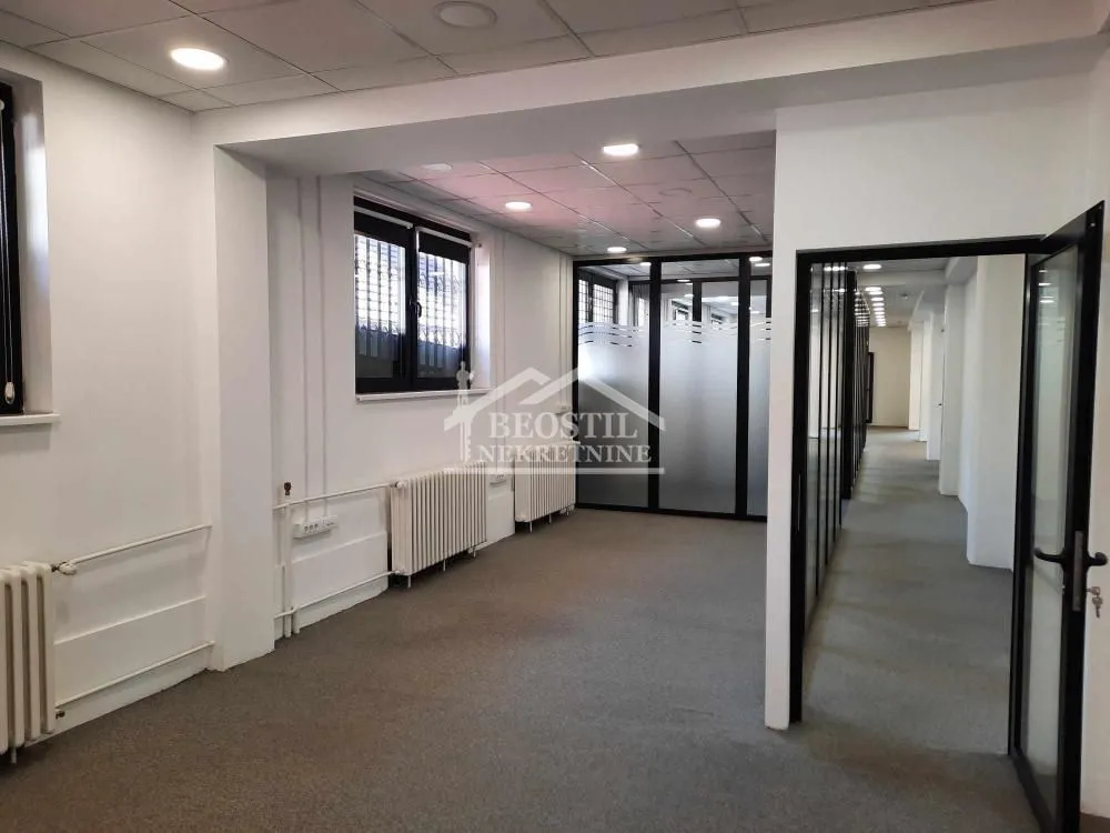 Rent, office space, 200m², Lekino Brdo, Voždovac Sve Podlokacije