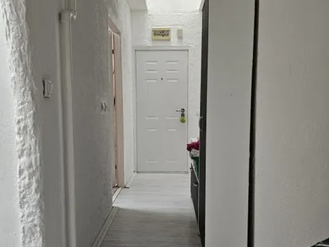 Prodaja, trosoban stan, 53m², Čukarica, Beograd - image 11