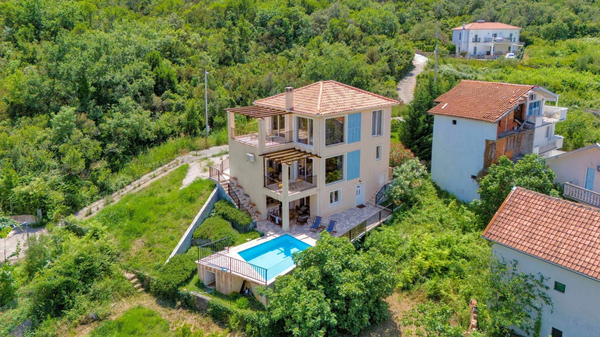 Prodaja, kuća, 224m², Tivat, Crna Gora