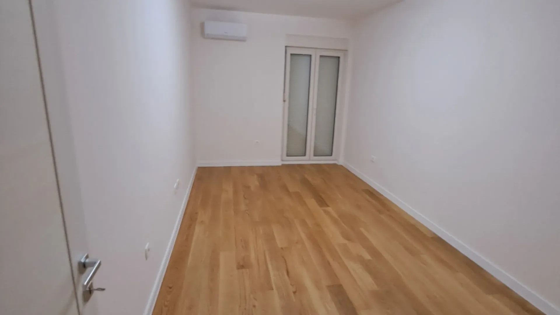 Rent, two bedroom apartment, 72m², Central Point, Podgorica