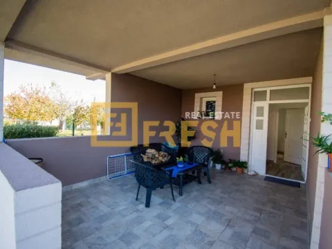 Prodaja, kuća, 160m², Zeta, Podgorica - image 4