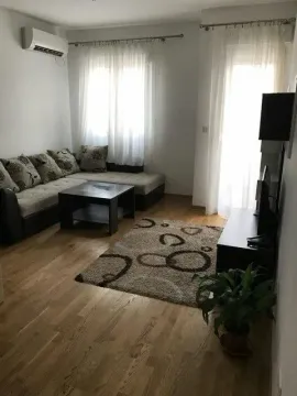 Rent, one bedroom apartment, 43m², City Kvart, Podgorica - image 1