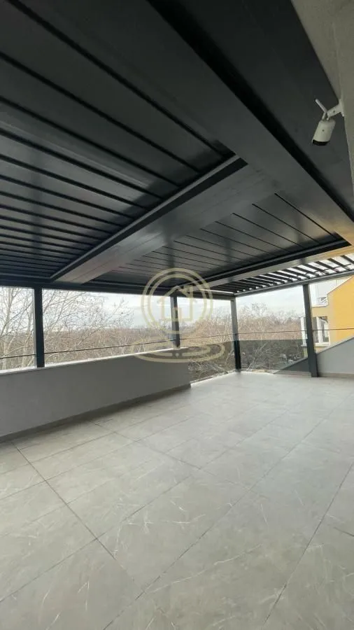 Rent, four bedroom apartment, 151m², Voždovac Sve Podlokacije, Beograd