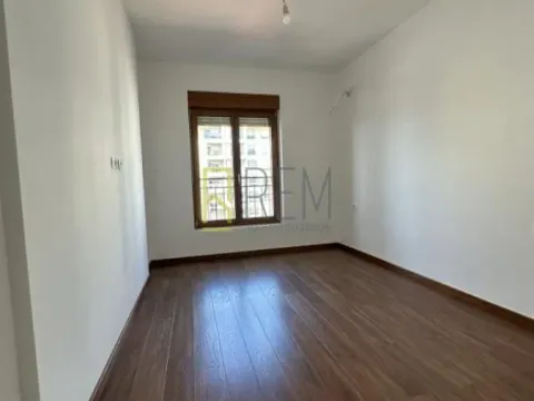 Prodaja, dvosoban stan, 72m², City Kvart, Podgorica - image 3