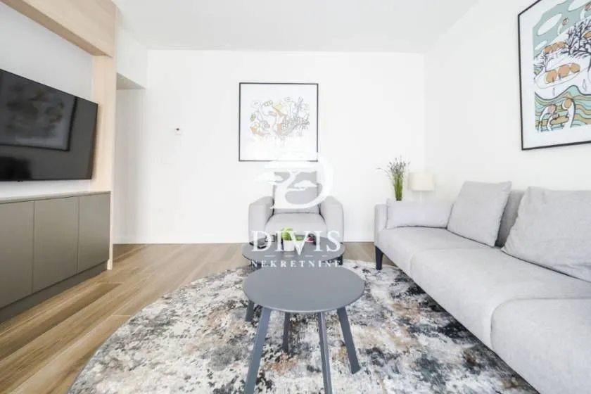 Prodaja, dvosoban stan, 60m², Crveni Krst, Beograd