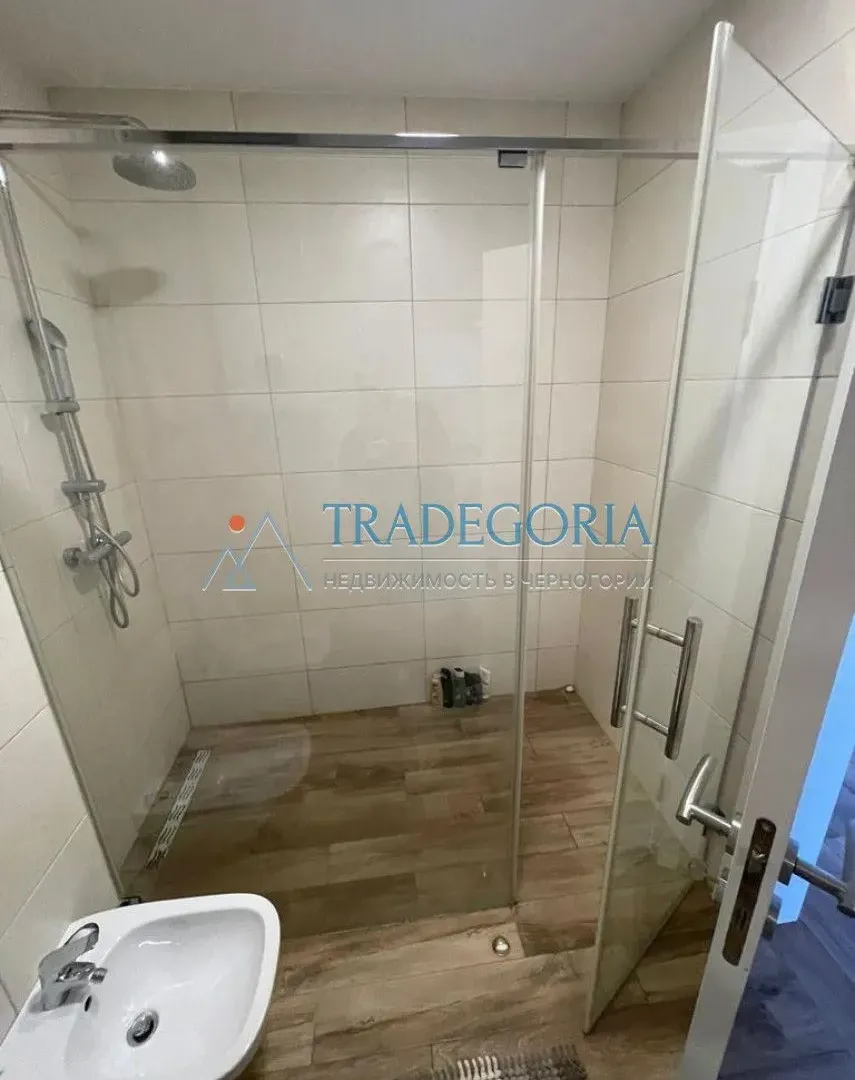 Prodaja, dvosoban stan, 120m², Dobra Voda, Bar