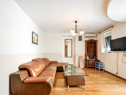 Prodaja, kuća, 220m², Donja Lastva, Tivat - image 17