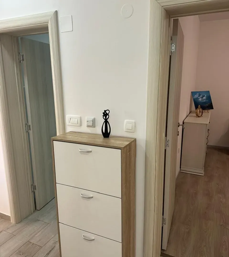 Prodaja, dvosoban stan, 85m², Đenovići, Herceg Novi