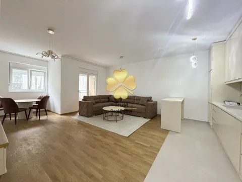 Izdavanje, dvosoban stan, 85m², Stari Aerodrom, Podgorica - image 5