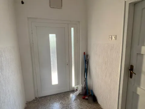 Prodaja, kuća, 70m², Podgorica, Crna Gora - image 3