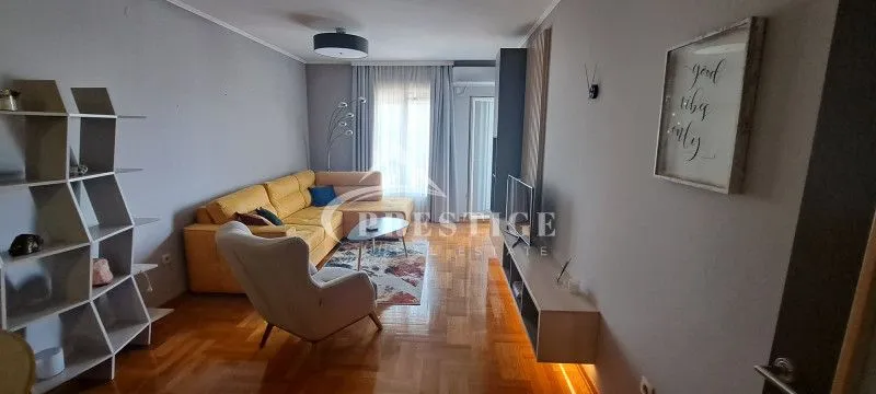 Izdavanje, jednosoban stan, 53m², Pobrežje, Podgorica