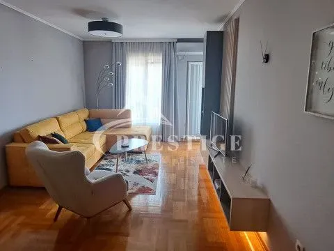 Izdavanje, jednosoban stan, 53m², Pobrežje, Podgorica - image 6