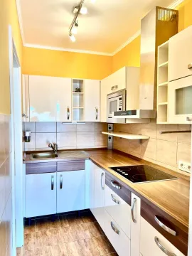 Prodaja, trosoban stan, 102m², Petrovac, Budva - image 16