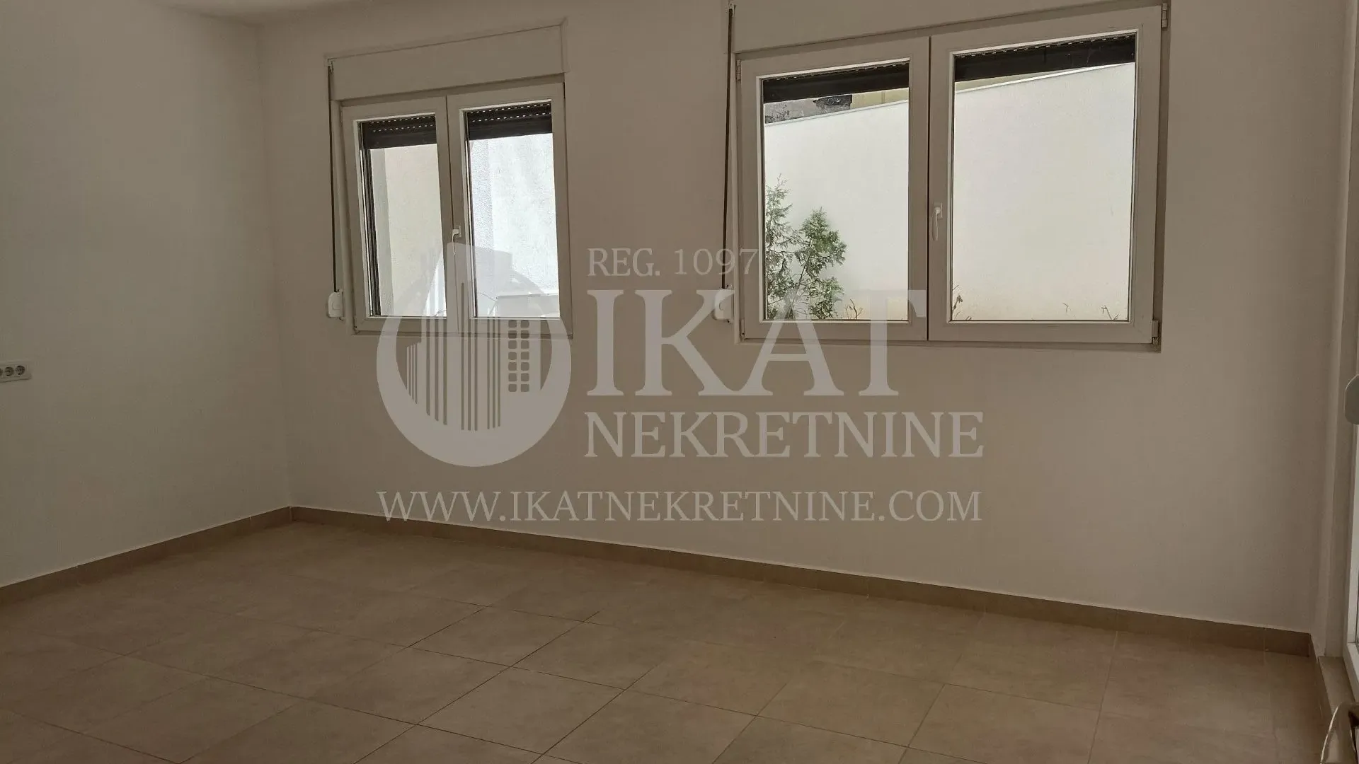 Prodaja, dvosoban stan, 104m², Dušanovac, Voždovac Sve Podlokacije