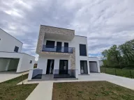 Prodaja, kuća, 175m², Ulcinj, Crna Gora - image 9