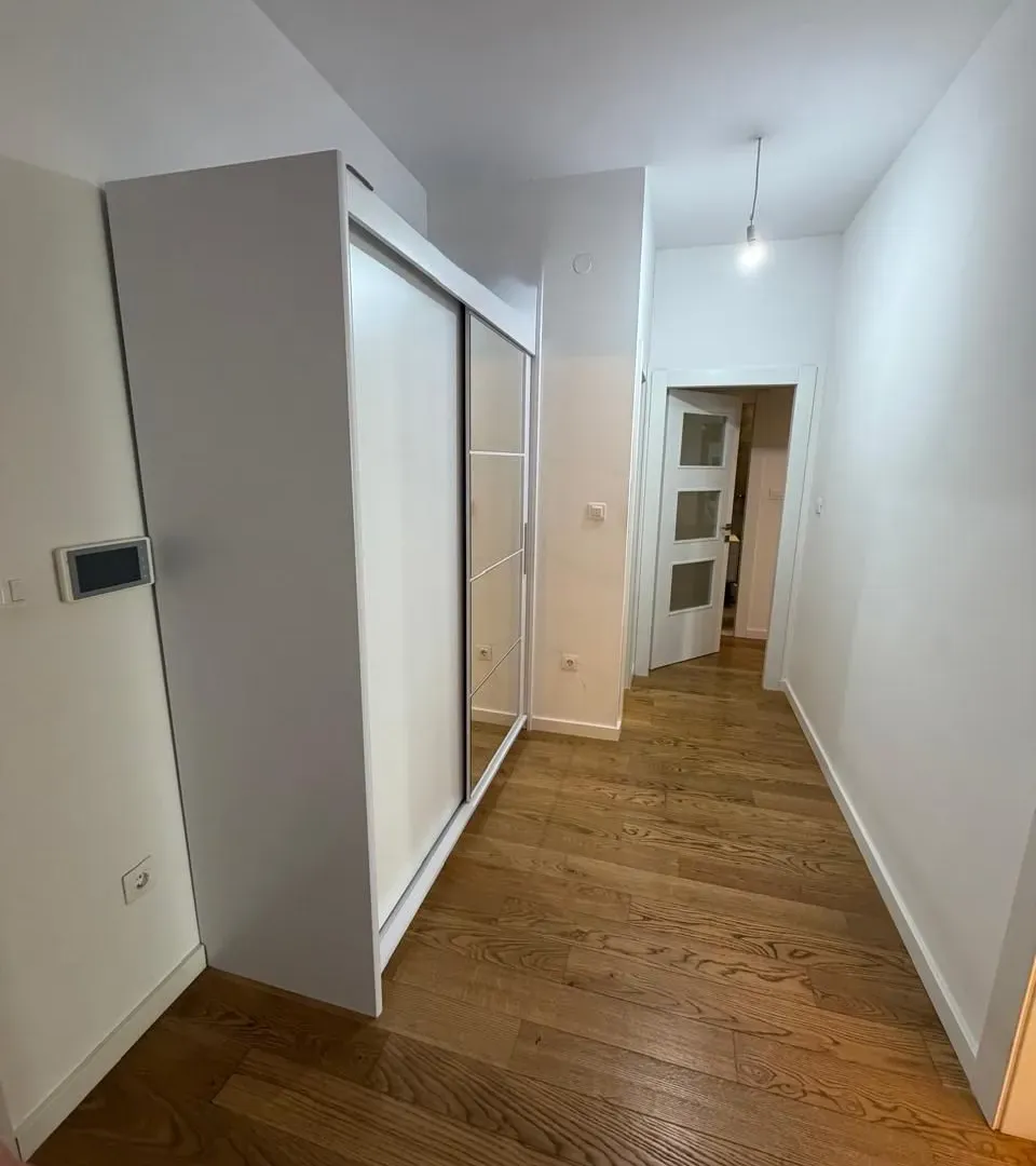 Prodaja, dvosoban stan, 78m², Centar, Podgorica