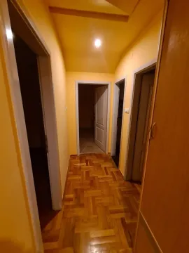 Izdavanje, četvorosoban stan, 90m², Zagorič, Podgorica - image 6