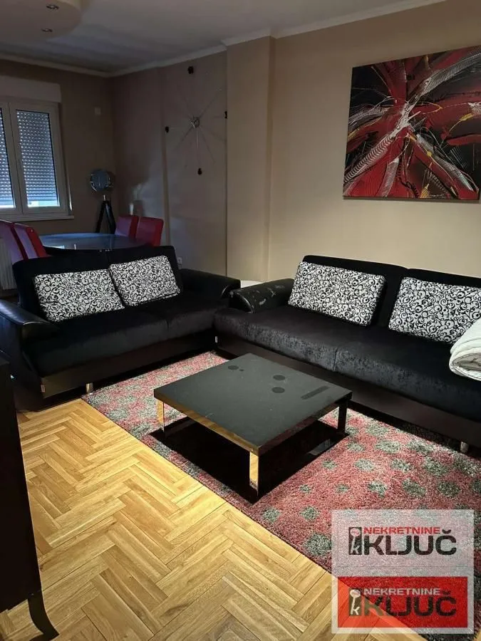 Prodaja, trosoban stan, 72m², Nova Detelinara, Novi Sad Sve Podlokacije