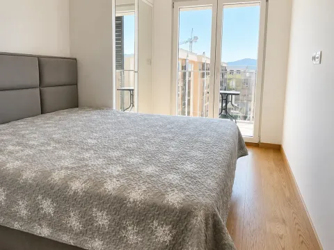 Rent, one bedroom apartment, 46m², New City, Podgorica - image 7