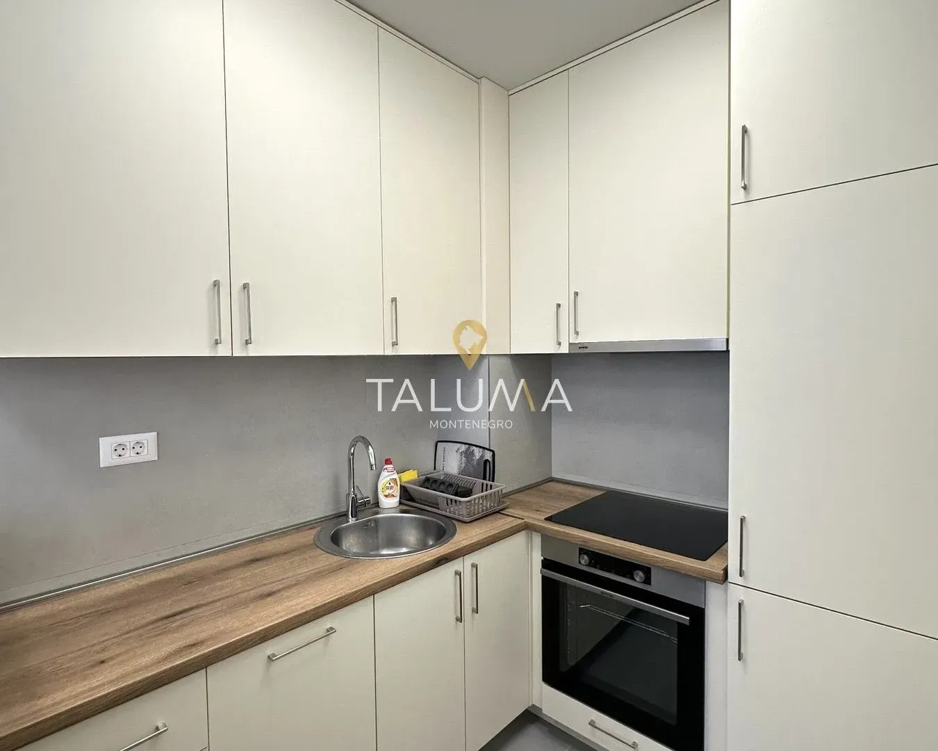 Rent, one bedroom apartment, 48m², Stari Aerodrom, Podgorica