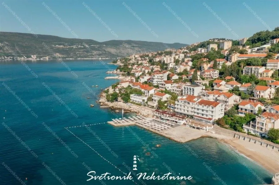 Prodaja, stan, 200m², Savina, Herceg Novi
