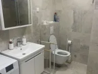 Izdavanje, dvosoban stan, 67m², Kalimanj, Tivat - image 4