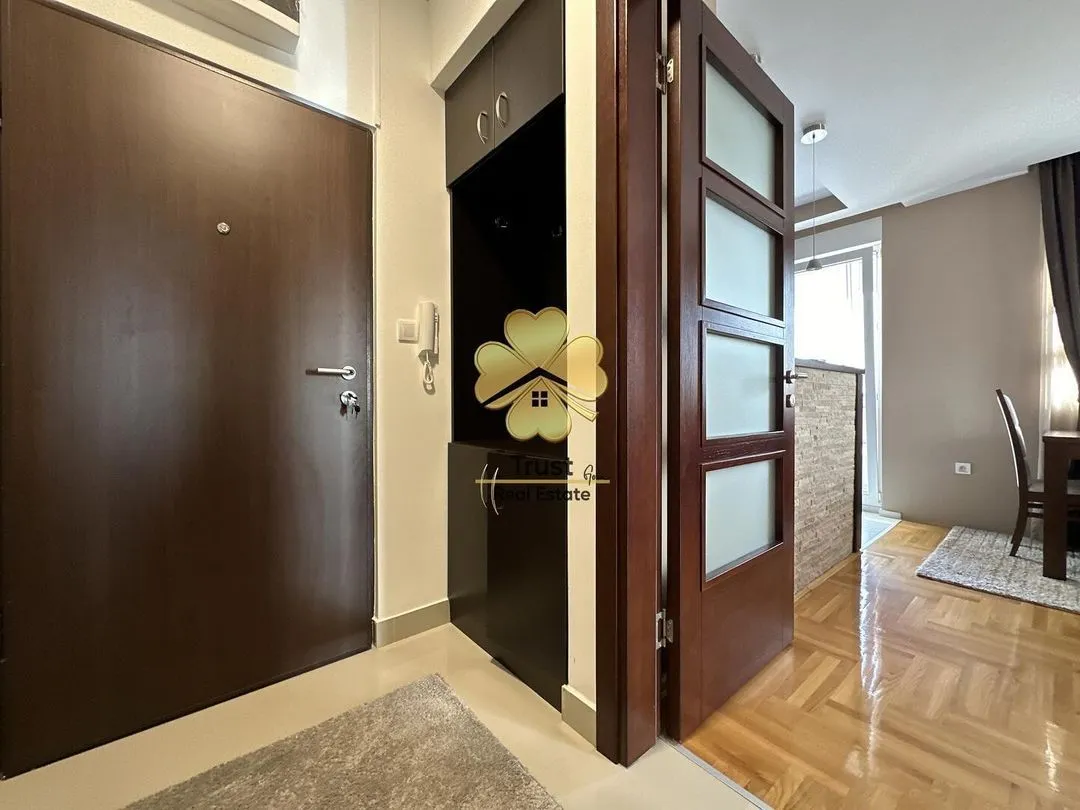 Rent, one bedroom apartment, 50m², Stari Aerodrom, Podgorica