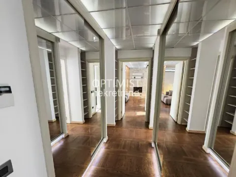 Rent, four bedroom apartment, 148m², Savski Venac, Beograd - image 8