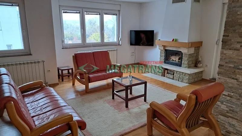 Izdavanje, četvorosoban stan, 175m², Telep, Novi Sad Sve Podlokacije