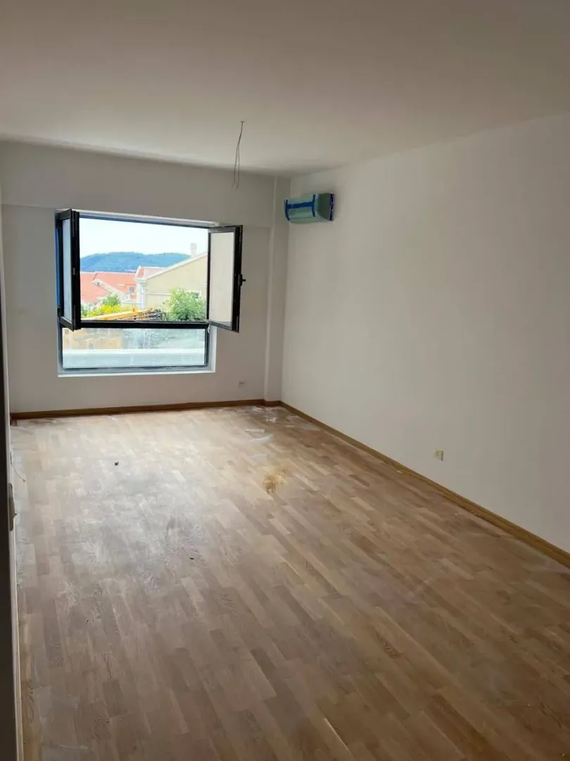 Sale, one bedroom apartment, 45m², Bečići, Budva