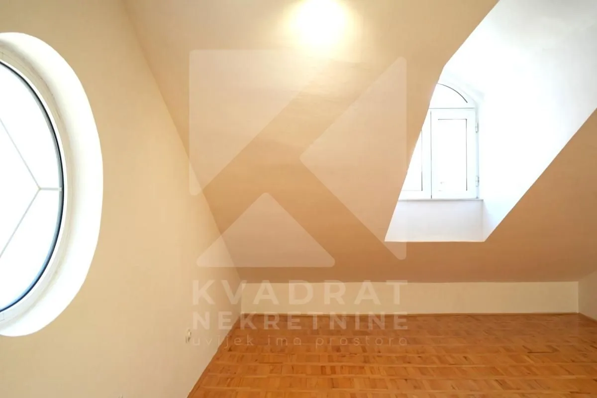 Rent, office space, 164m², Centar, Podgorica