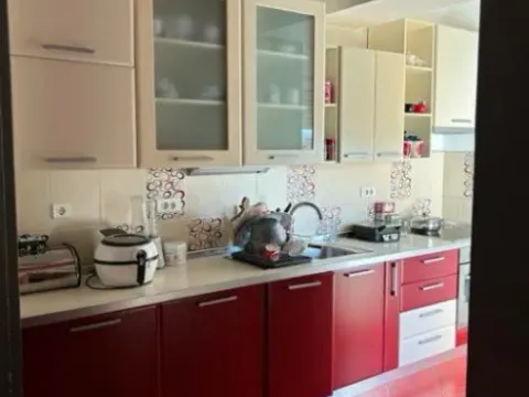 Prodaja, trosoban stan, 93m², Blok 9, Podgorica - image 2