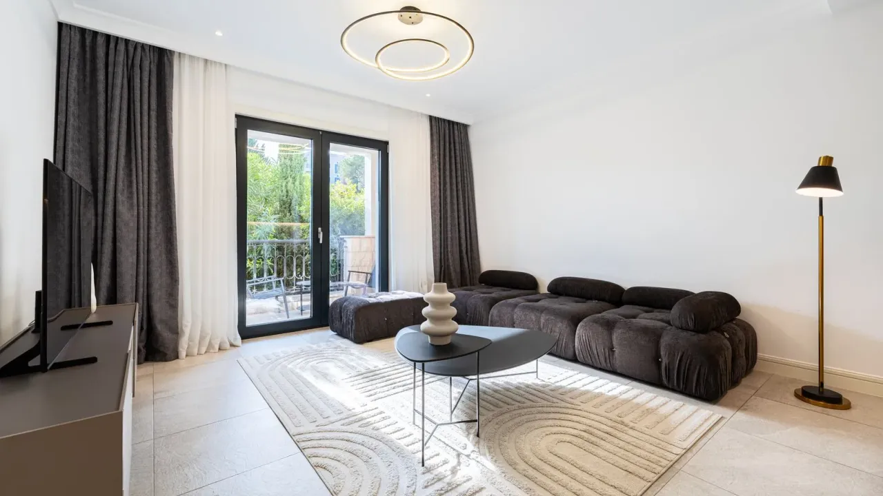 Sale, two bedroom apartment, 83m², Luštica Bay, Tivat