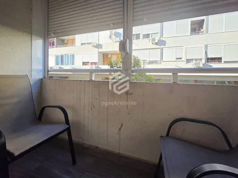 Rent, one bedroom apartment, 40m², Tuški Put, Podgorica - image 16