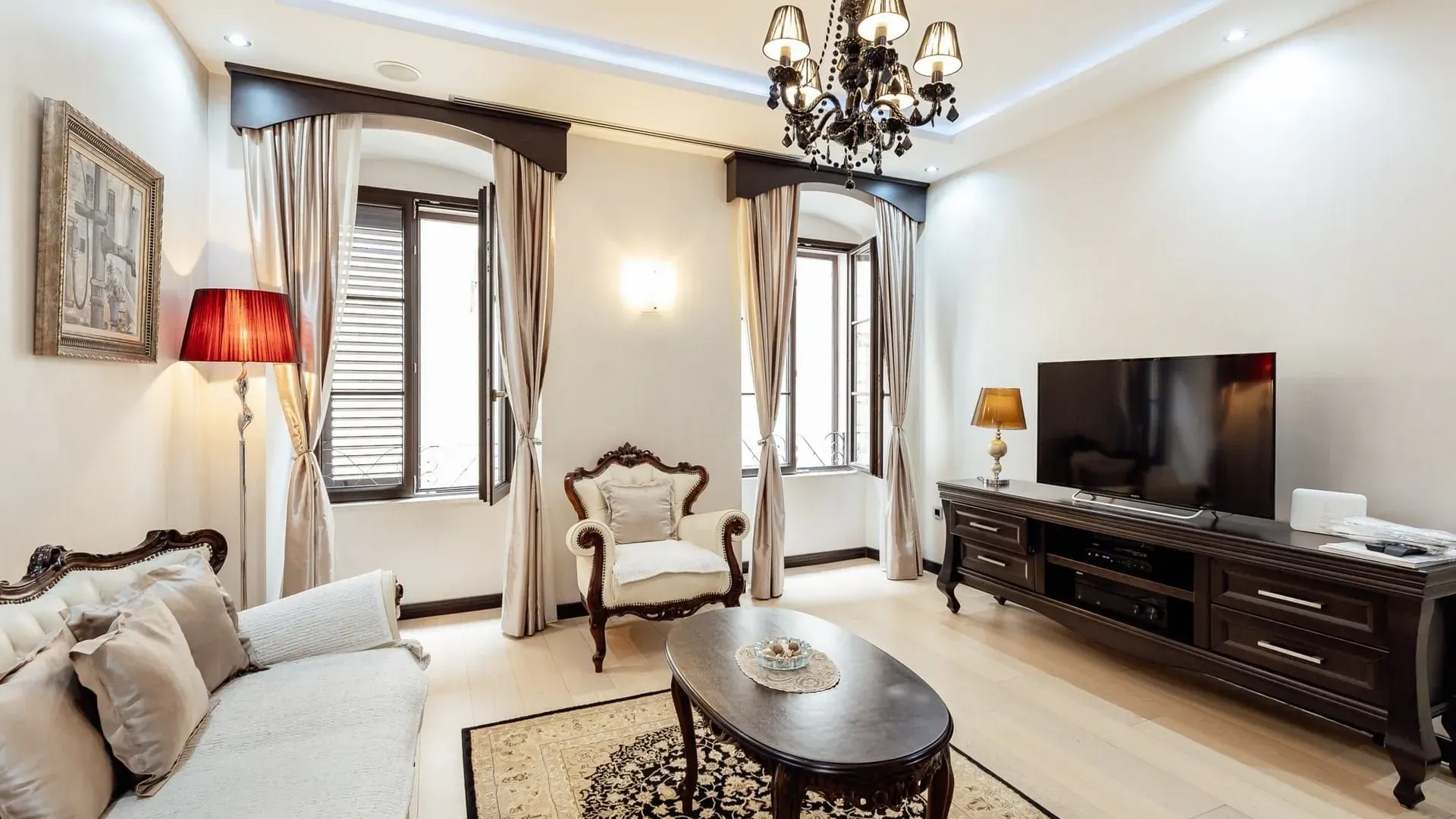 Prodaja, dvosoban stan, 117m², Stari Grad Kotor, Kotor