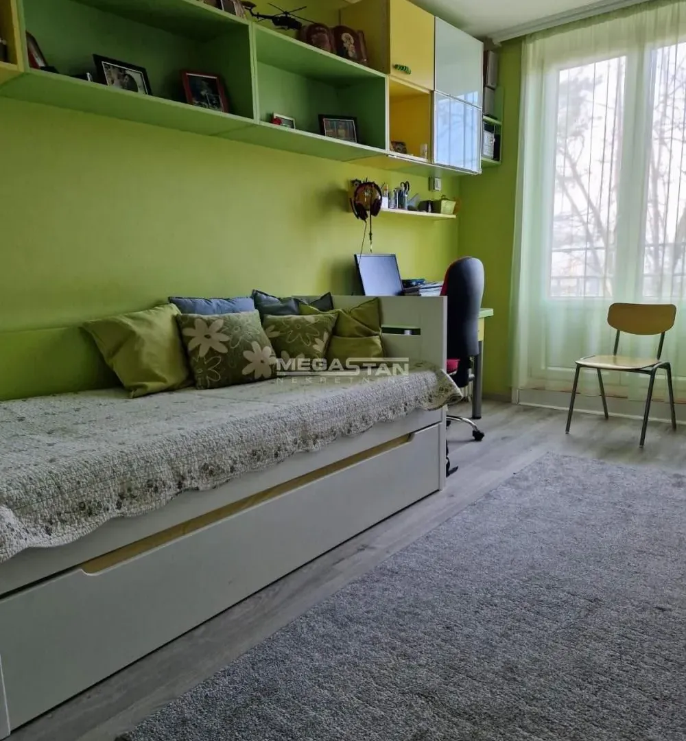 Sale, three bedroom apartment, 74m², Banovo Brdo, Beograd