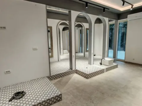 Rent, office space, 40m², Bečići, Budva - image 2