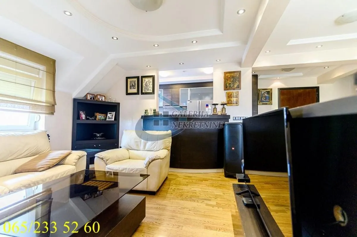 Prodaja, trosoban stan, 77m², Žarkovo, Beograd