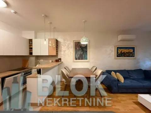 Rent, two bedroom apartment, 65m², City Kej, Podgorica - image 9